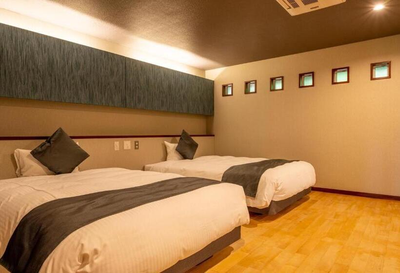 סוויטה אקזקיוטיב, Kusayane No Yado Ryunohige