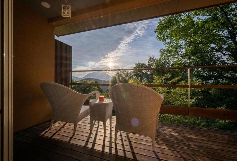 וילה דלוקס חדר שינה 1, Kusayane No Yado Ryunohige