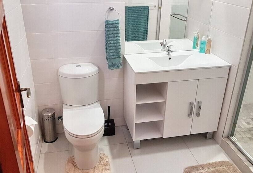 חדר קלאסי, Six Valk Avenue Guest House