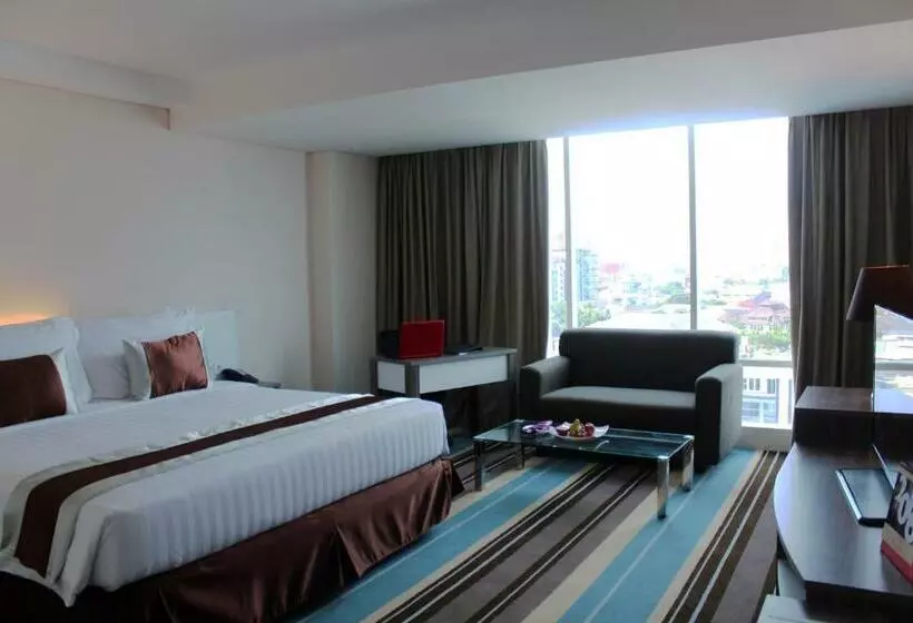 シティビューのデラックスルーム, Swiss Belhotel Makassar