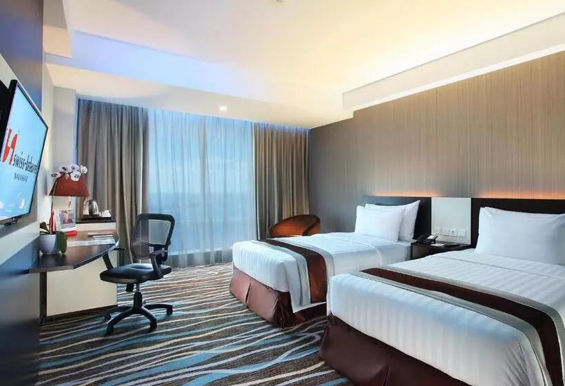 シティビューのデラックスルーム, Swiss Belhotel Makassar