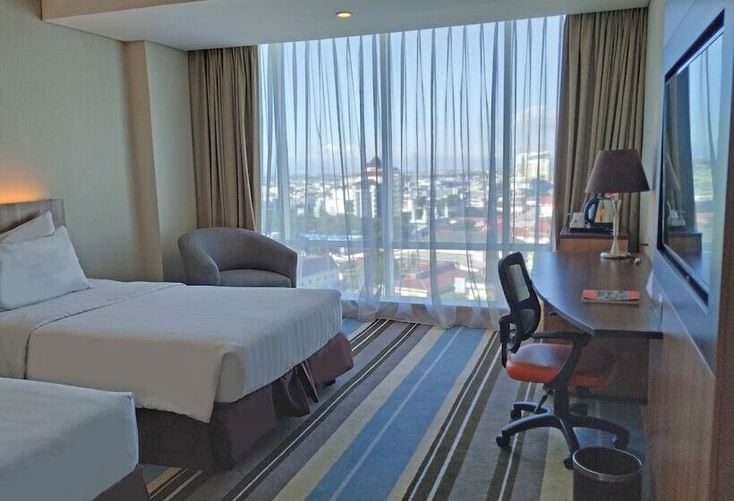 琮城市景观的豪华间, Swiss Belhotel Makassar