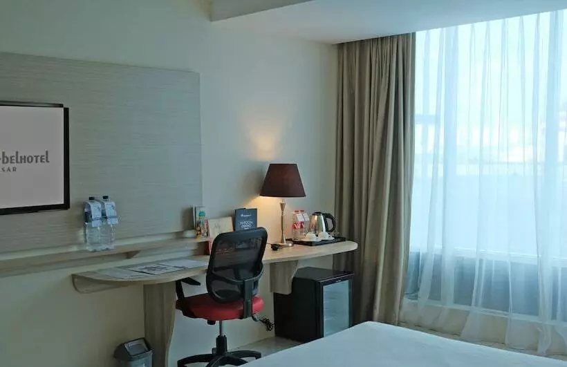 オーシャンビューデラックスルーム, Swiss Belhotel Makassar