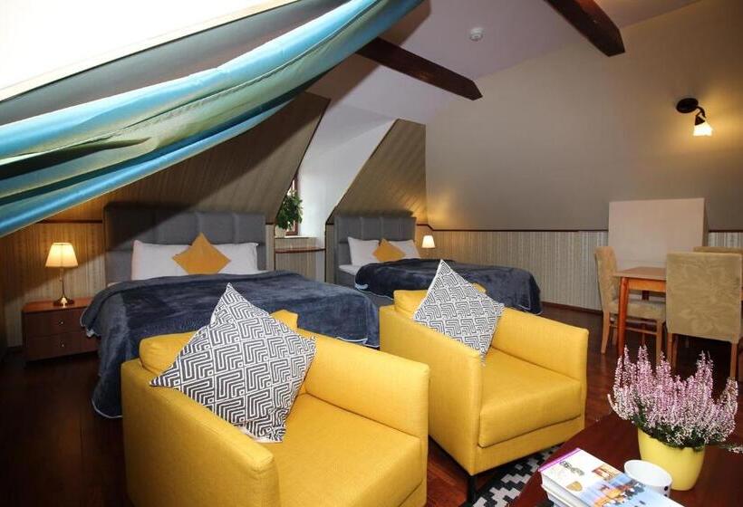 استودیو خانوادگی, Tallinn City Apartments Harju Residence