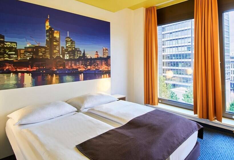 Номер Стандарт Трехместный, B&b Hotel Frankfurt Hbf