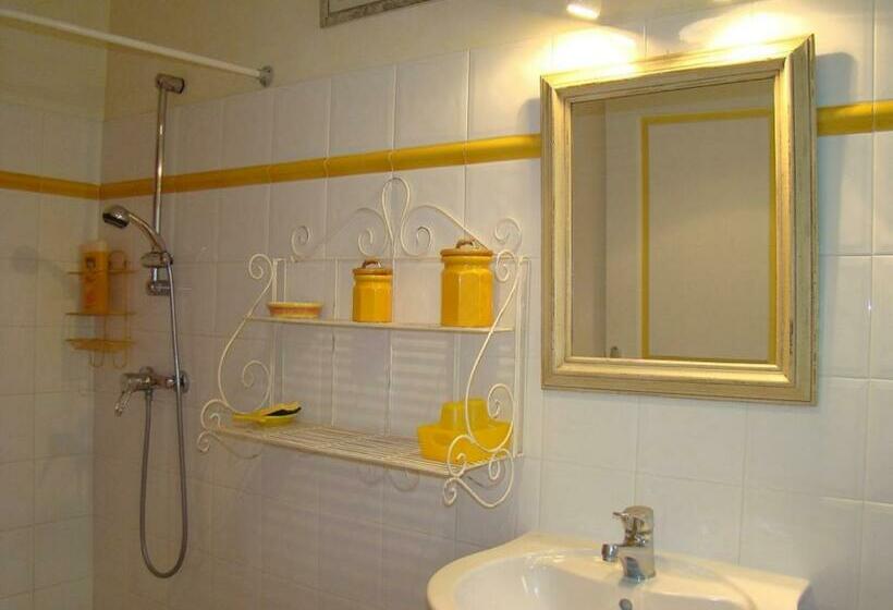 스탠다드 룸 가든 전망, Chambres D Hôtes La Nesque