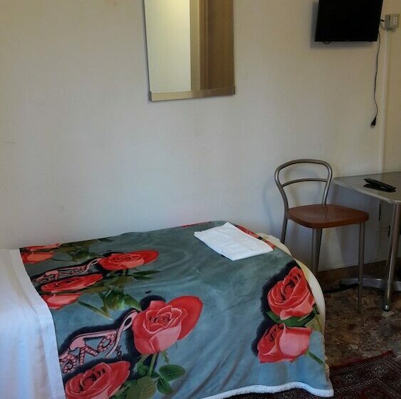 스탠다드 트리플 룸, Ever Green