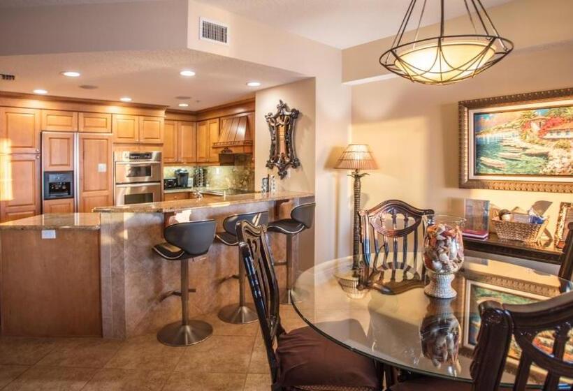 منزل 3 غرف نوم, Family Friendly   Direct Oceanfront Sanibel 303