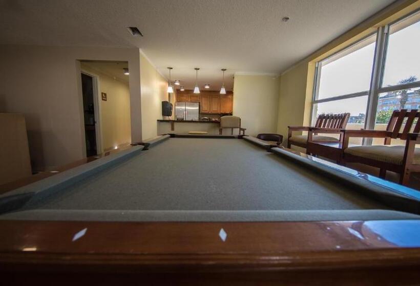 منزل 3 غرف نوم, Family Friendly   Direct Oceanfront Sanibel 303