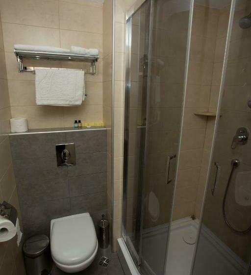 اتاق استاندارد یک نفره, A5