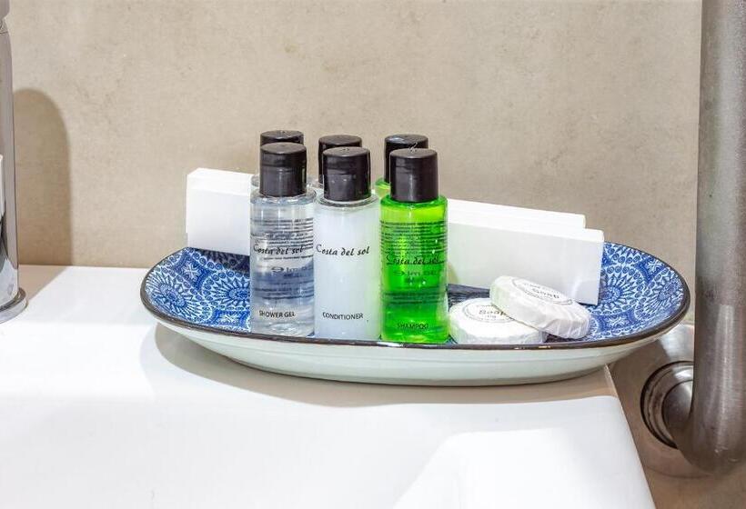 اتاق استاندارد برای معلولان, A5