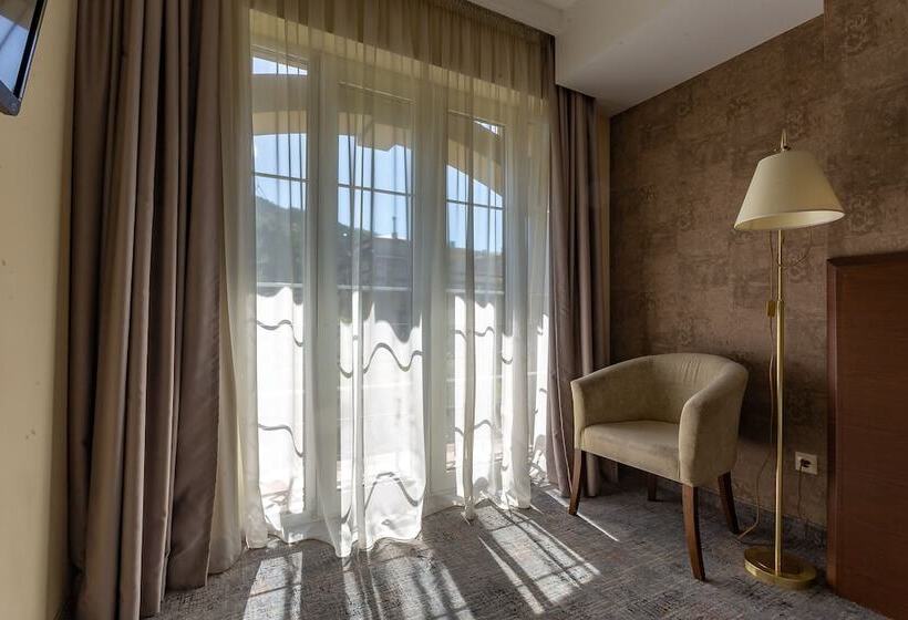 اتاق استاندارد, A5