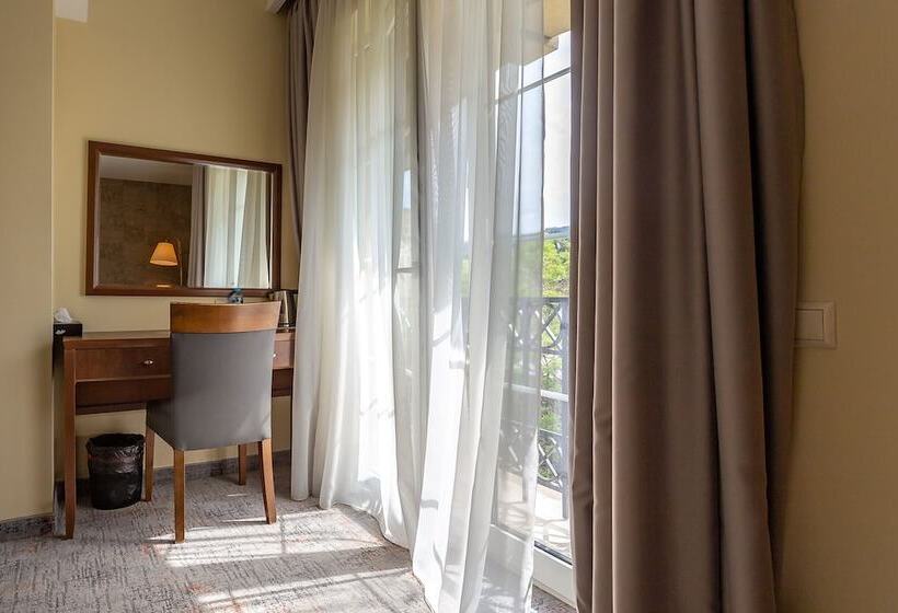 اتاق استاندارد یک نفره, A5