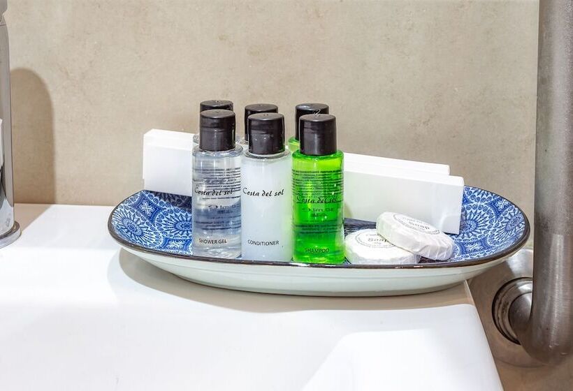 اتاق استاندارد یک نفره, A5