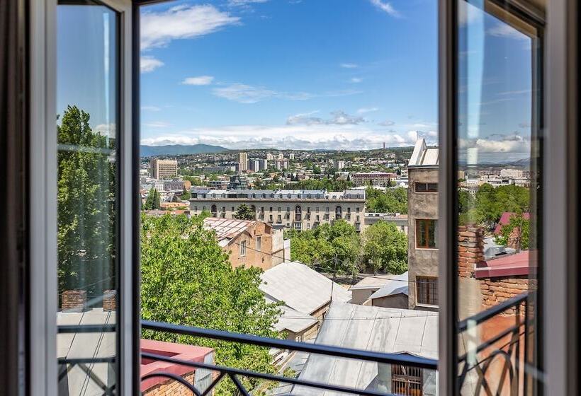 اتاق استاندارد یک نفره, A5