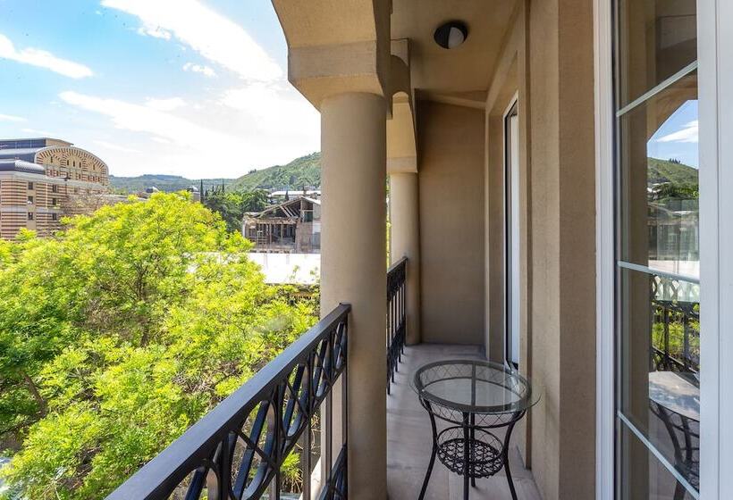 اتاق سوپریور, A5