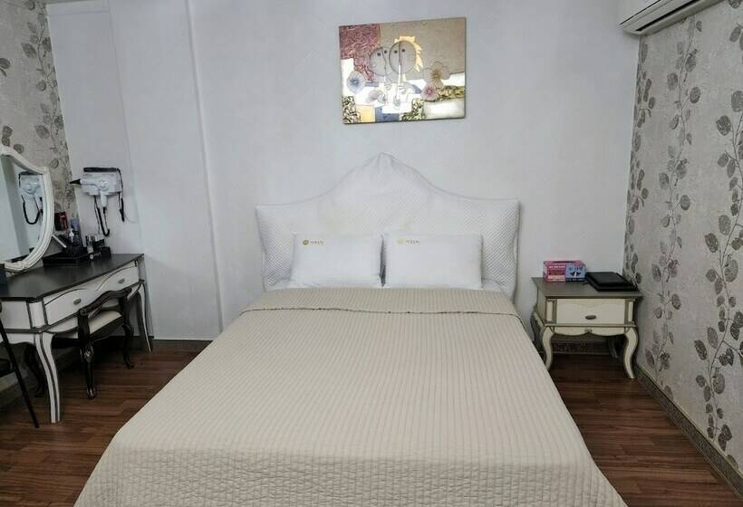 Номер Стандарт, Andong