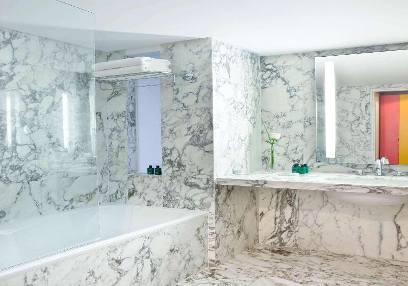 Номер Deluxe, Andong