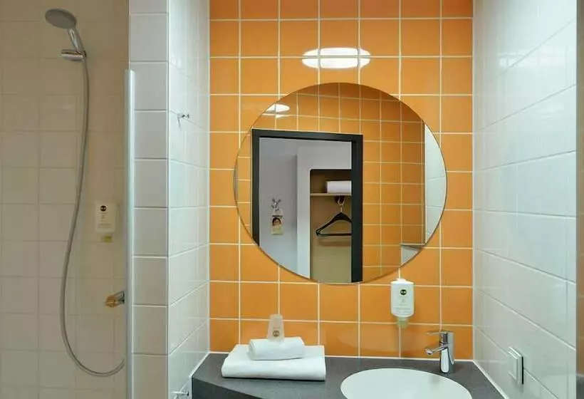 Standard-huone, B&b Hotel Frankfurt Hbf