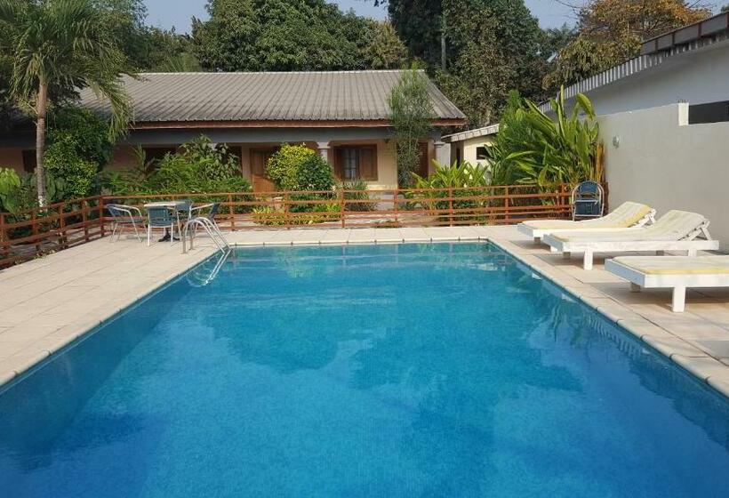 سوییت با چشمانداز استخر, Residence Saint Jacques Centre Ville Pointe Noire