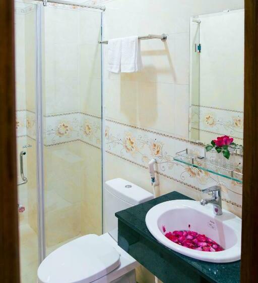 اتاق استاندارد, Nhat Nga