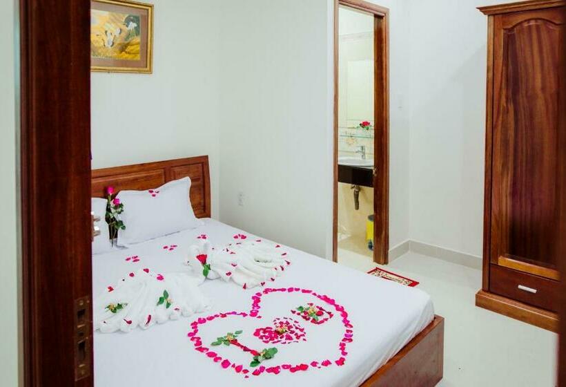 اتاق استاندارد, Nhat Nga