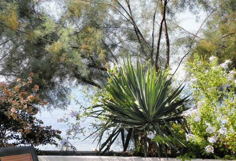 침실 1개 바다 전망 아파트, Beachfront Villa Mediteran