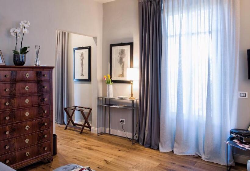 סוויטת ג'וניור עם טרסה, Villa Fontana Relais Suite & Spa