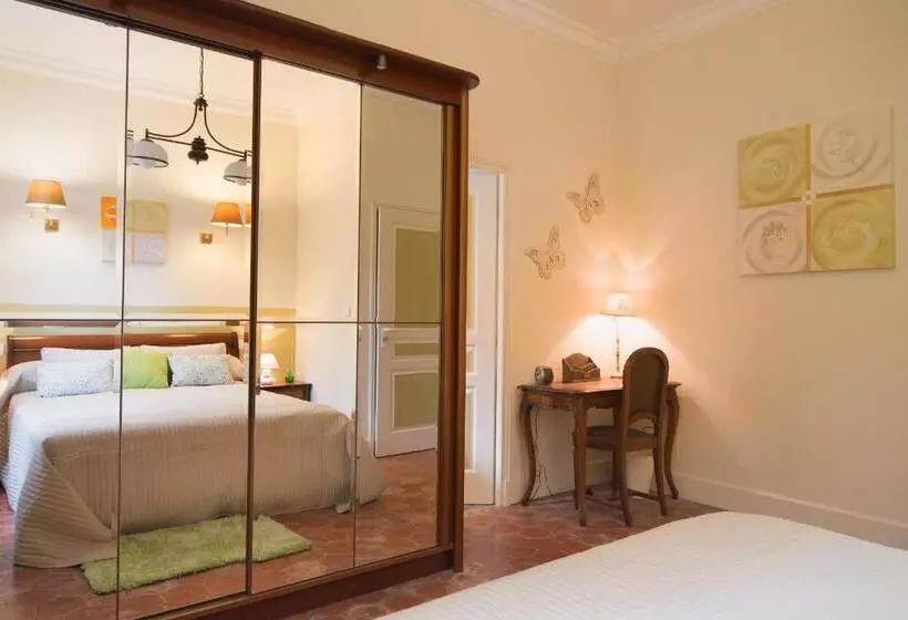 マウンテンビュースタンダードルーム, B&b Le Logis Du Mas