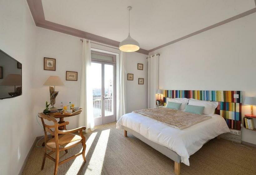 غرفة قياسية مزوَّدة بشُرفة, B&b Villa Du Roc Fleuri