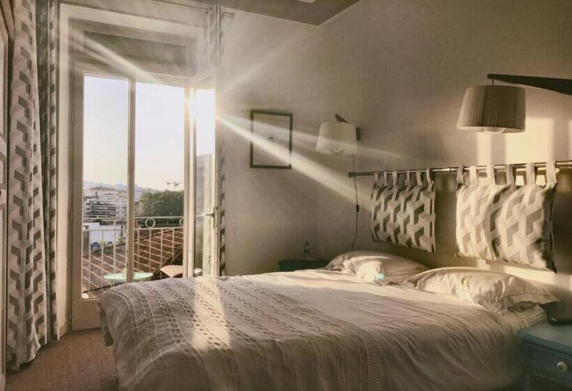 חדר סטנדרט עם מרפסת, B&b Villa Du Roc Fleuri