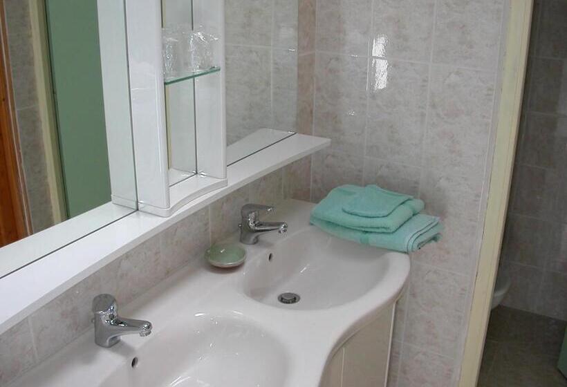 חדר סטנדרט, Château De La Gabelle Férrassières