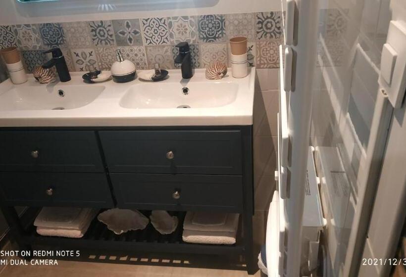 패밀리 룸, La Clé Des Champs