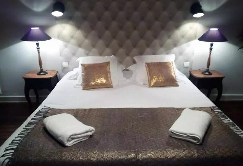 اتاق لوکس با بالکن, La Villa Côté Cour