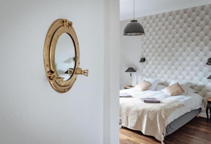 Номер Deluxe с Балконом, La Villa Côté Cour