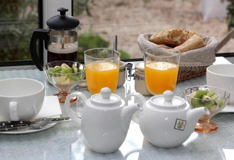 اتاق لوکس, La Villa Côté Cour