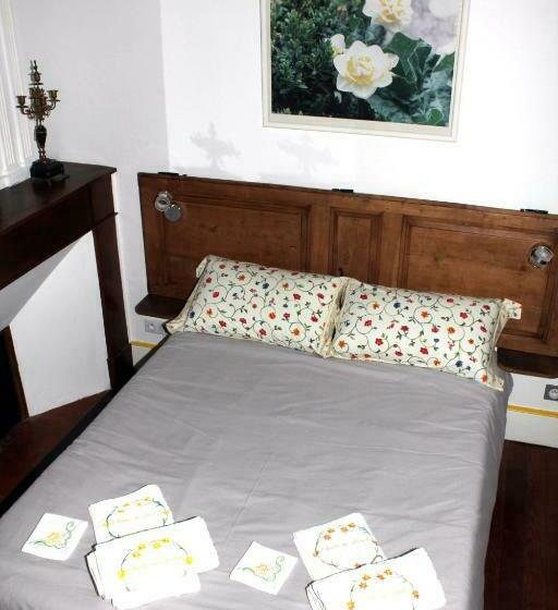 Номер Стандарт Вид на Горы, L'enclos Des Jacobins