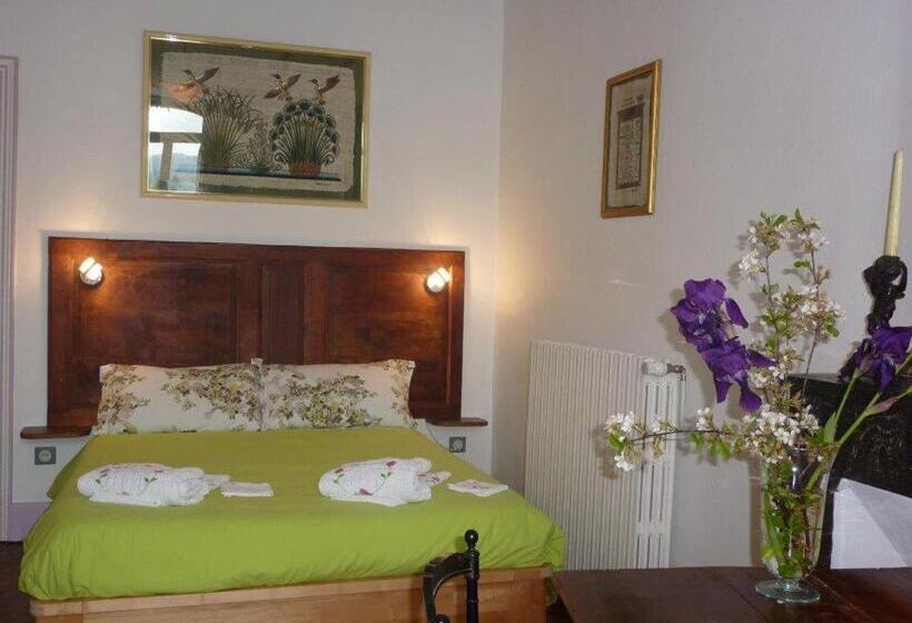 Номер Стандарт Трехместный, L'enclos Des Jacobins