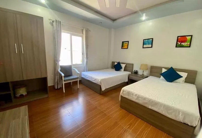 اتاق استاندارد با چشم‌انداز, Catba Central Hotel 2