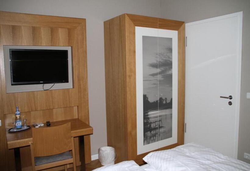 آپارتمان 2 خوابه, Am Molkenmarkt