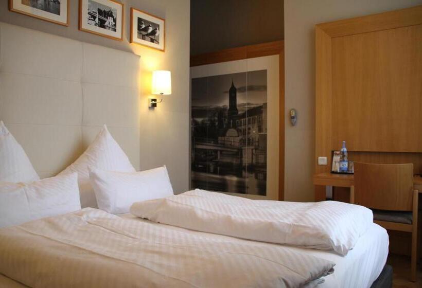 آپارتمان 2 خوابه, Am Molkenmarkt