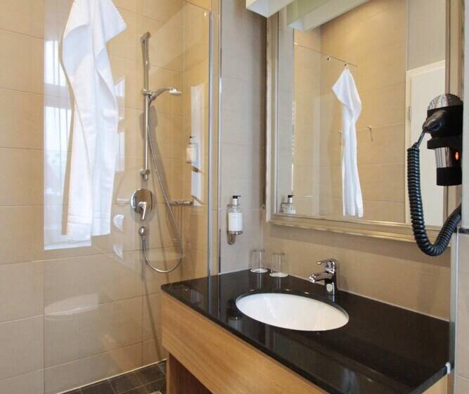 اتاق استاندارد, Am Molkenmarkt