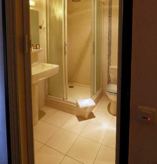 غرفة قياسية, Au Fin Gourmet