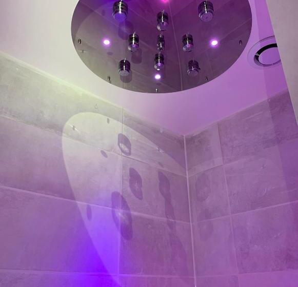 غرفة عائلية, Au Fin Gourmet