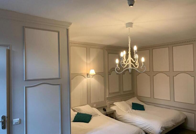 غرفة عائلية, Au Fin Gourmet