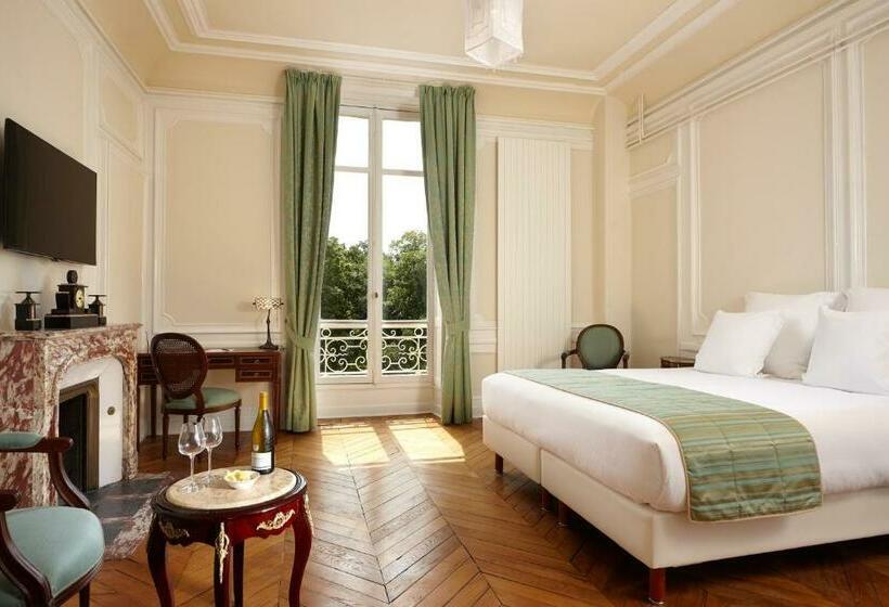 带园景的小型套房, Château Saint Michel, The Originals Relais