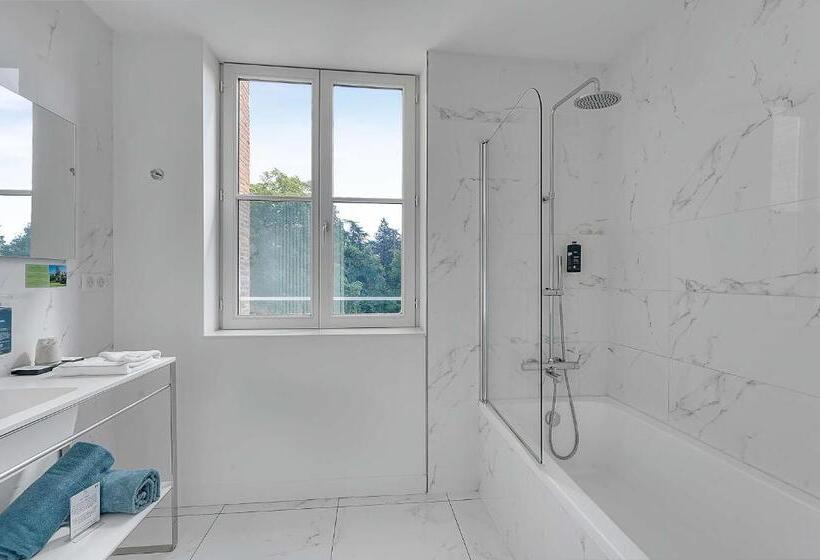 غرفة ديلوكس سرير كينج, Domaine De Montjoie   Toulouse   Bw Premier Collection