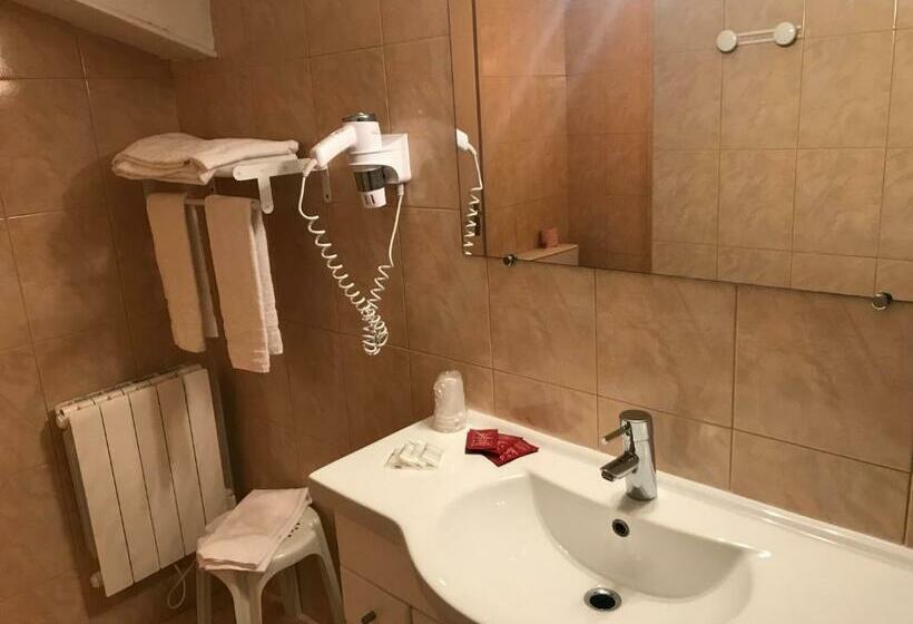 ファミリールーム, La Vigneraie