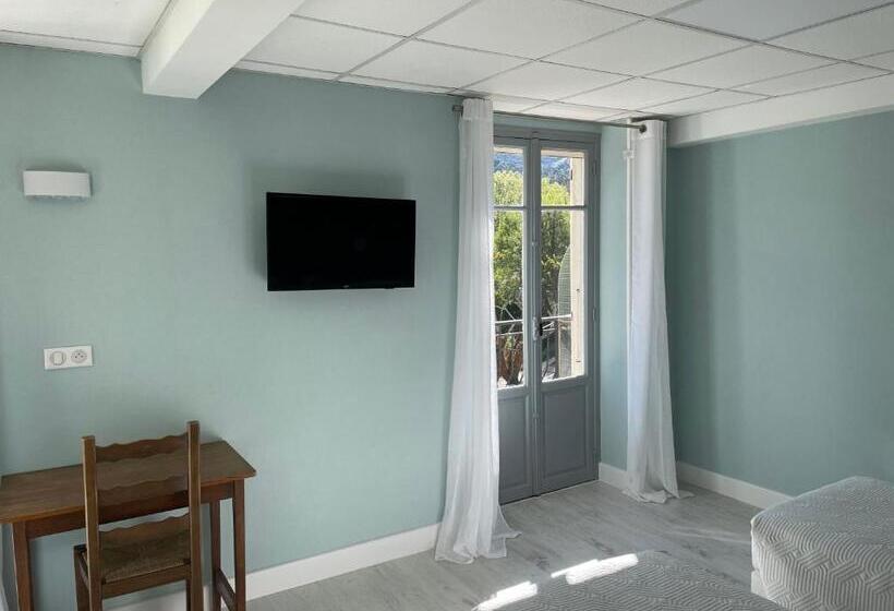 バルコニー付きスタンダードルーム, La Vigneraie