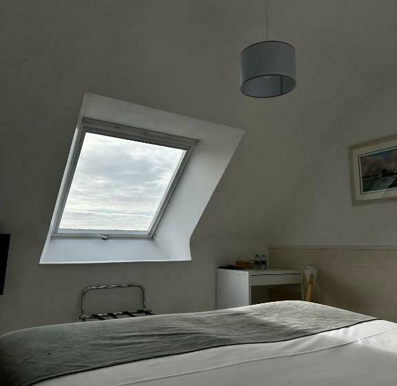 스탠다드 룸 바다 전망, Hôtel Restaurant Le Mur Du Roy